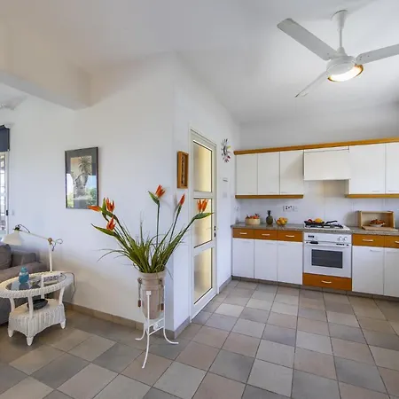 Your Beautiful Holiday Minutes From Sirina Bay, 1515 Villa Protaras