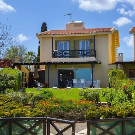 Your Beautiful Holiday Minutes From Sirina Bay, 1515 Protaras
